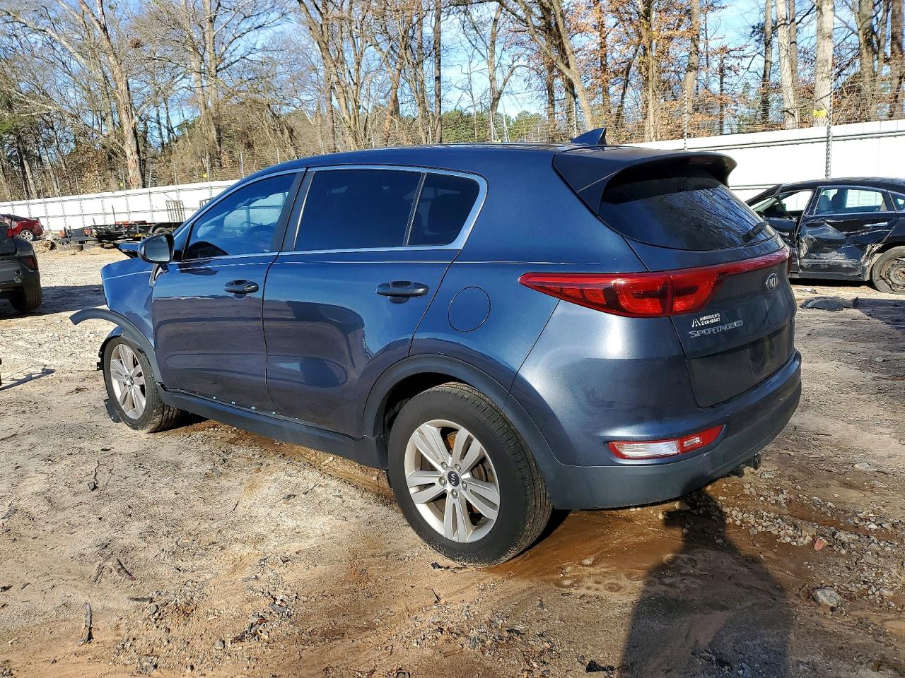 2017 KIA SPORTAGE LX photo 2