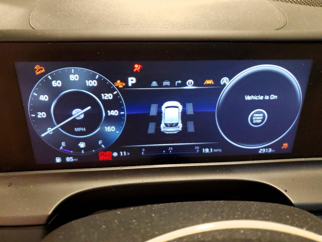 2025 KIA SELTOS EX photo 9