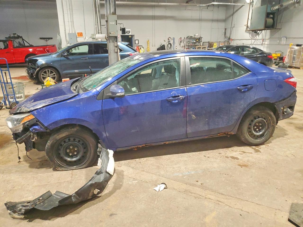 2014 TOYOTA COROLLA L photo 2