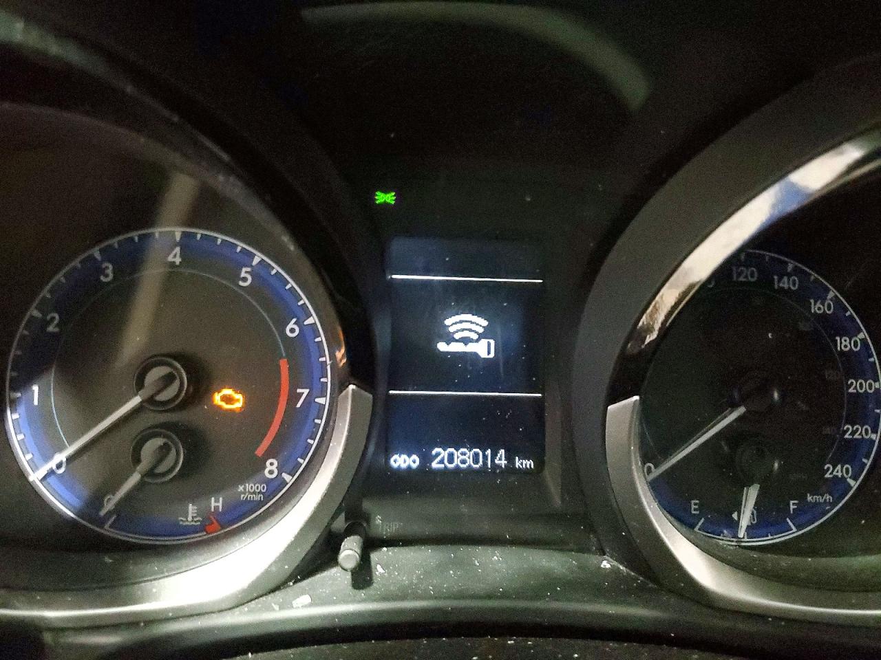 2014 TOYOTA COROLLA L photo 33
