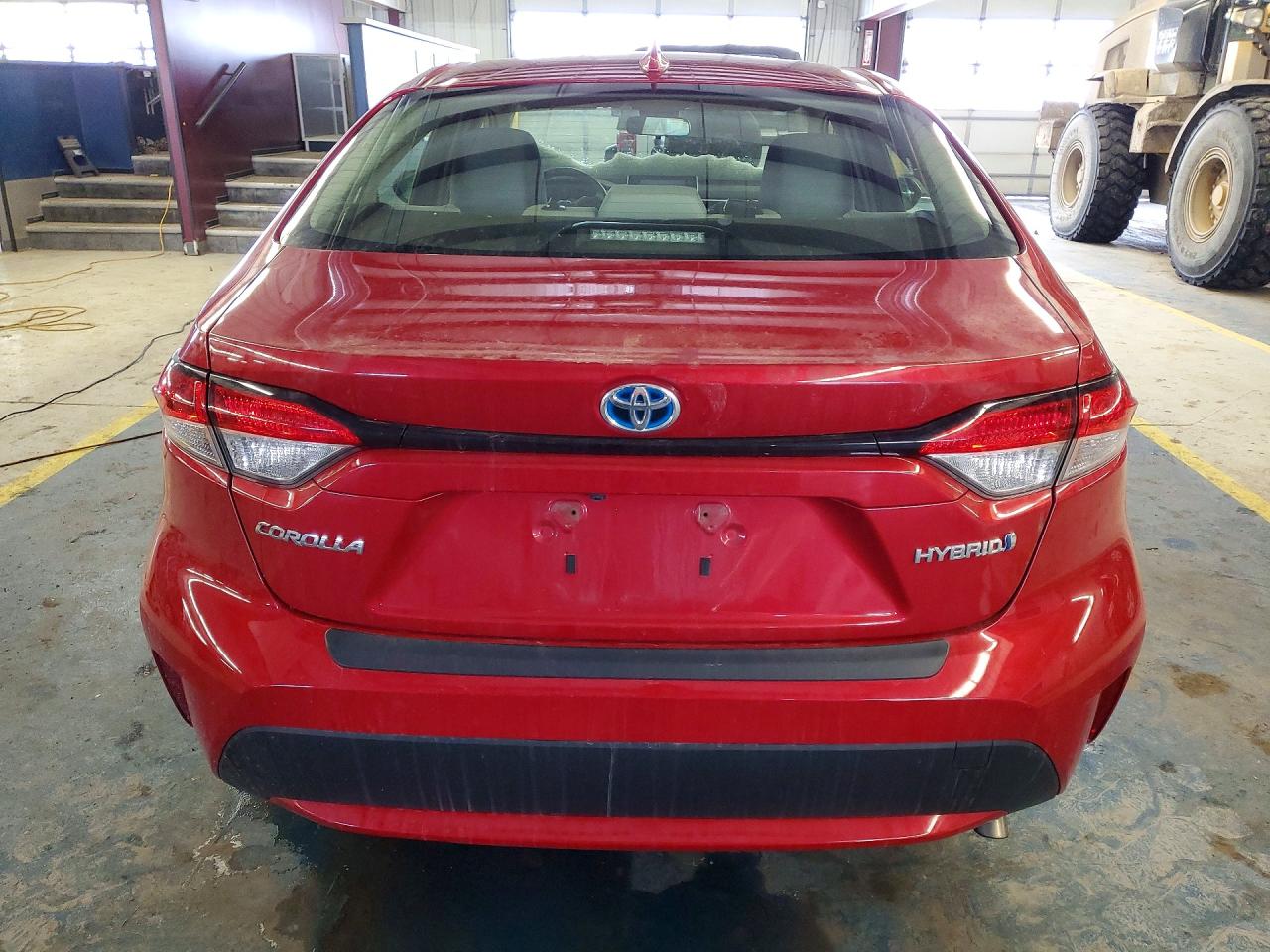 2021 TOYOTA COROLLA LE photo 11