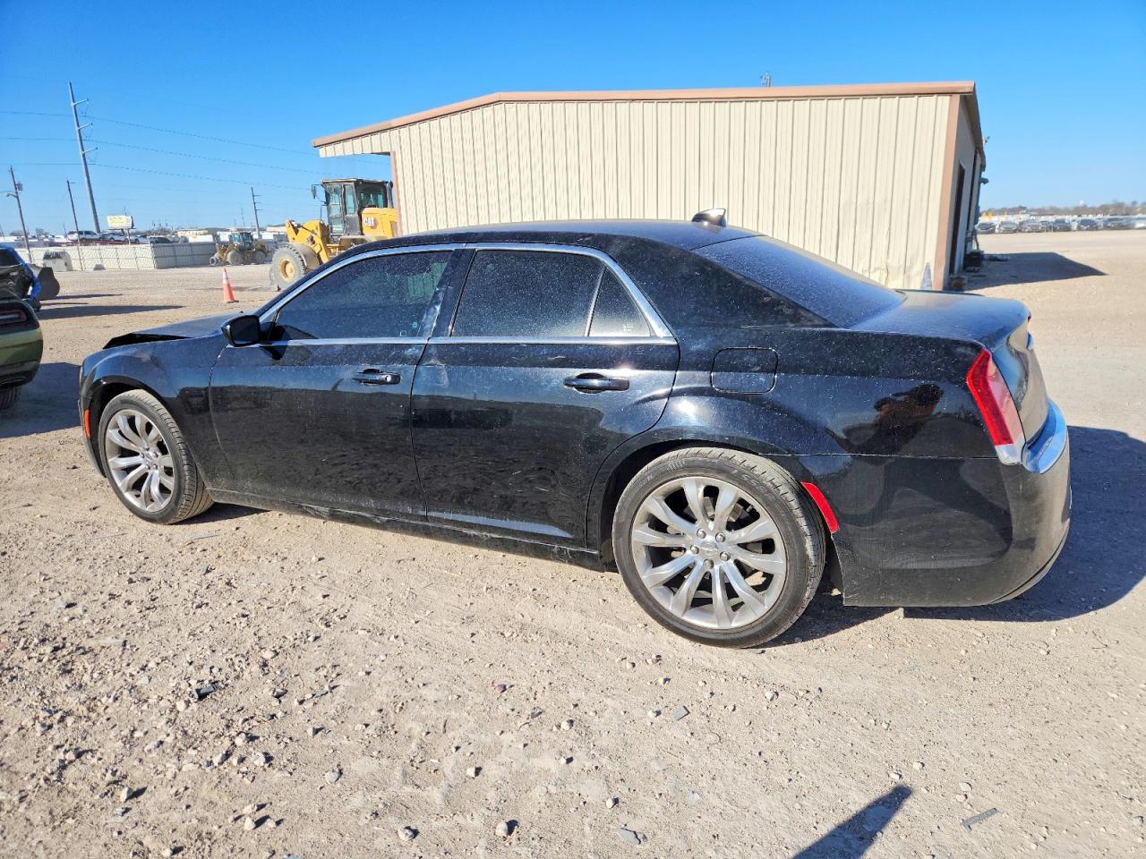 2019 CHRYSLER 300 TOURING photo 3