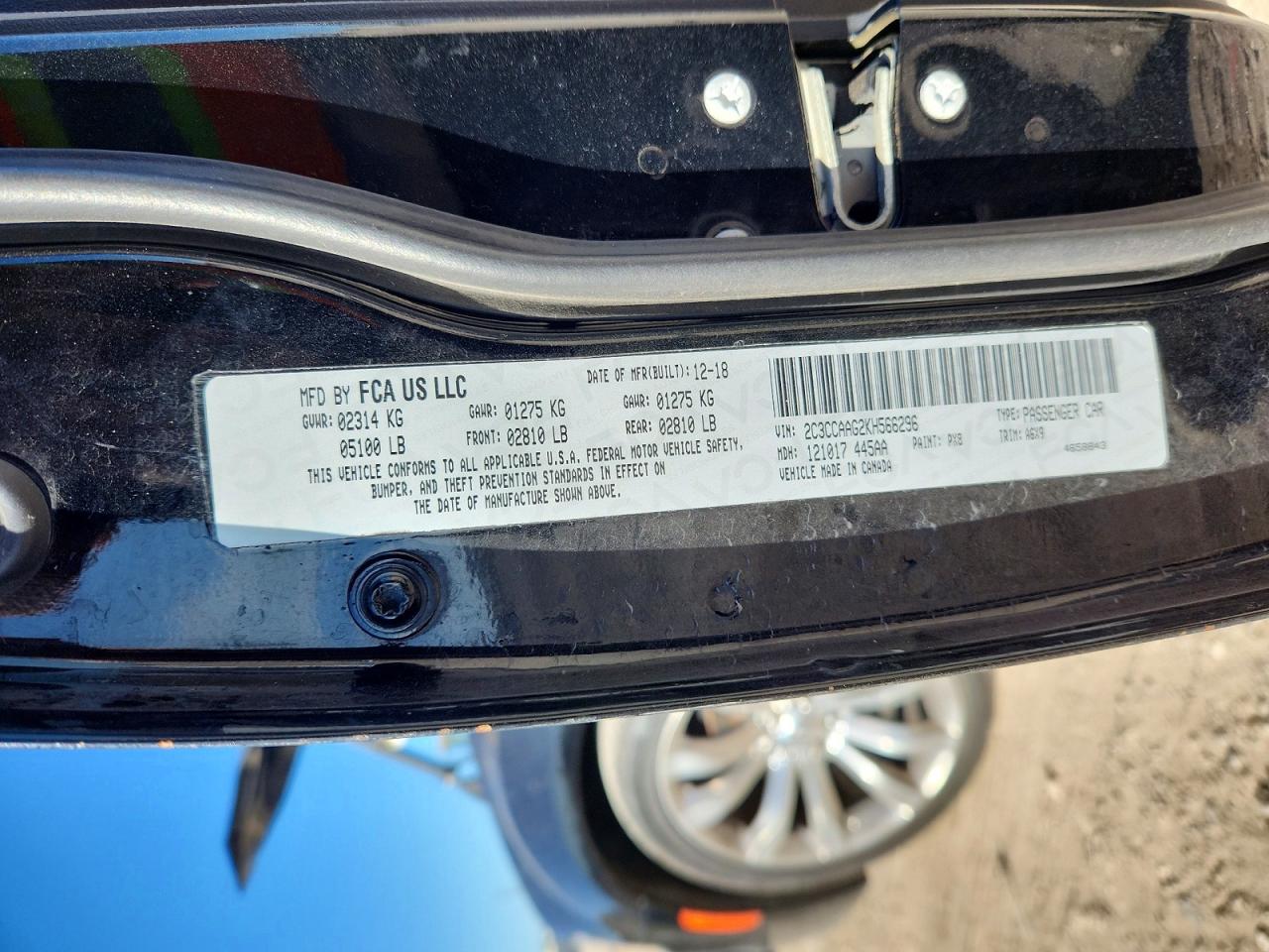 2019 CHRYSLER 300 TOURING photo 23