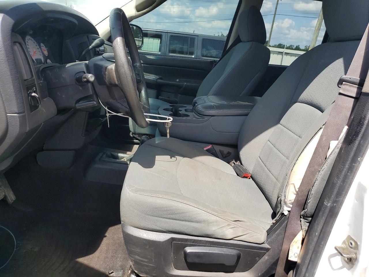 2004 DODGE RAM 1500 ST photo 7