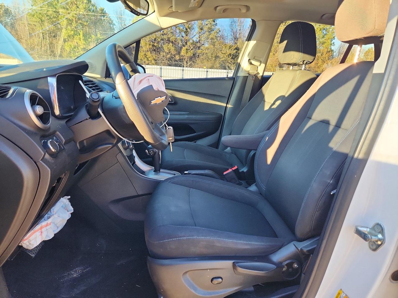 2015 CHEVROLET TRAX 1LT photo 7