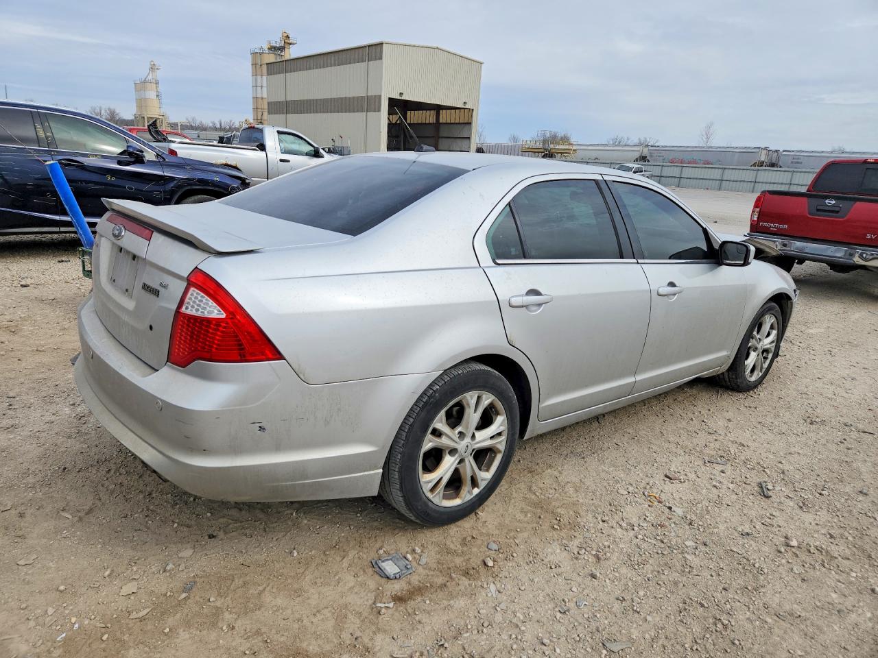 2012 FORD FUSION SE photo 5