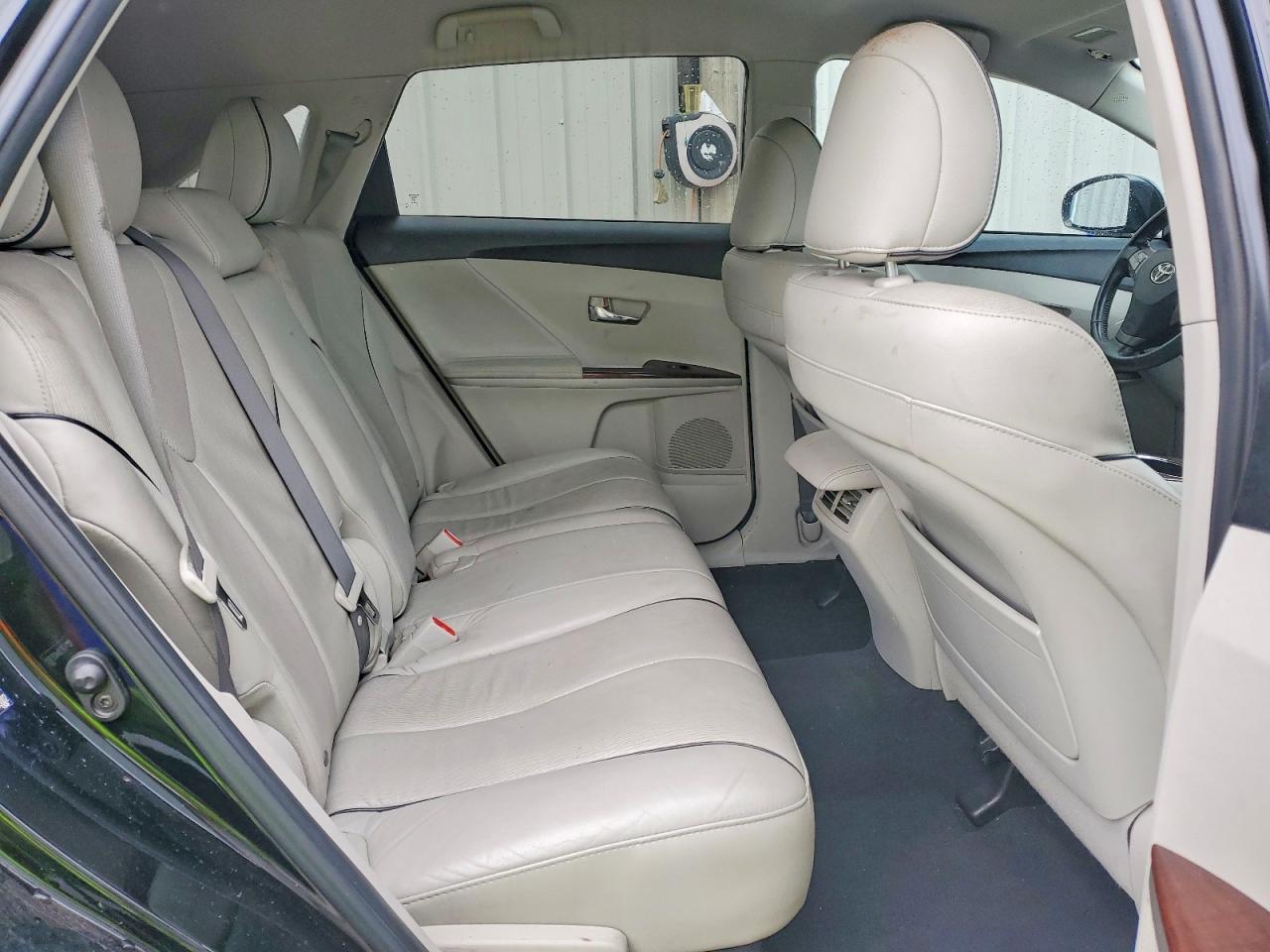 2010 TOYOTA VENZA FWD V6 photo 19