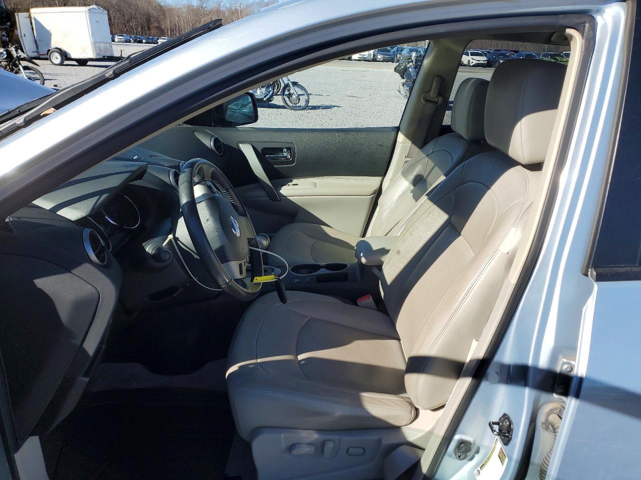 2013 NISSAN ROGUE S photo 7