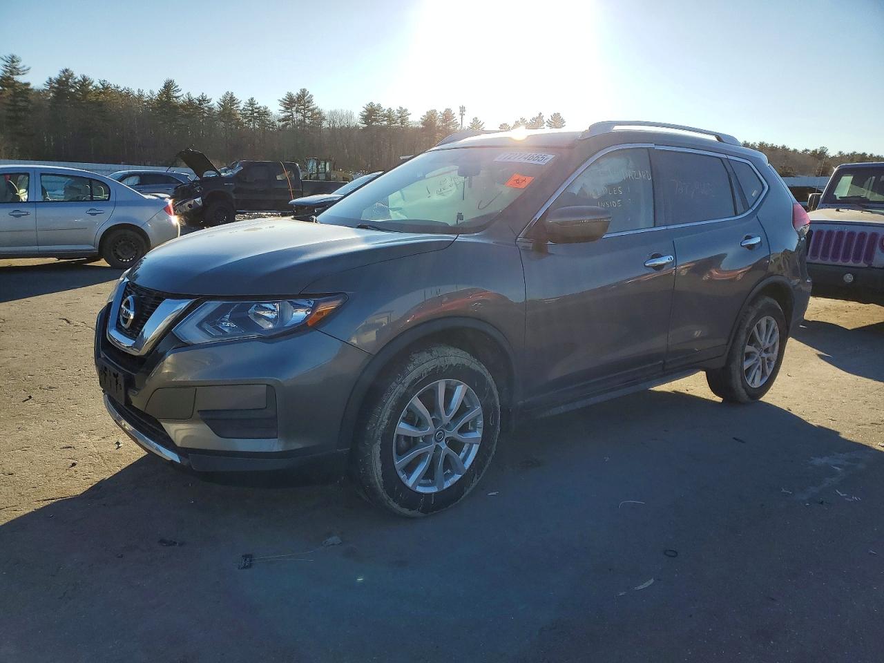 2017 NISSAN ROGUE