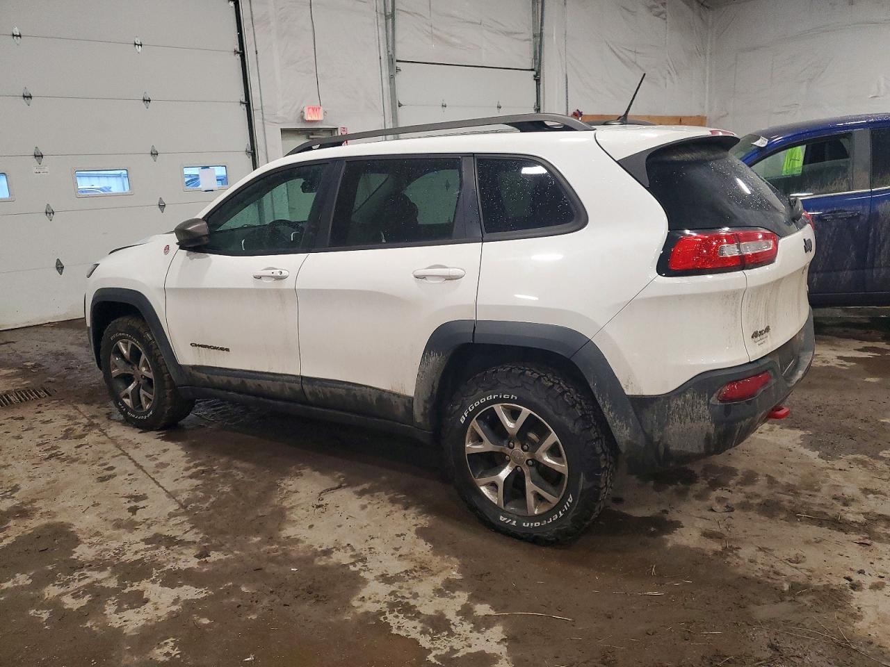 2014 JEEP CHEROKEE TRAILHAWK photo 4