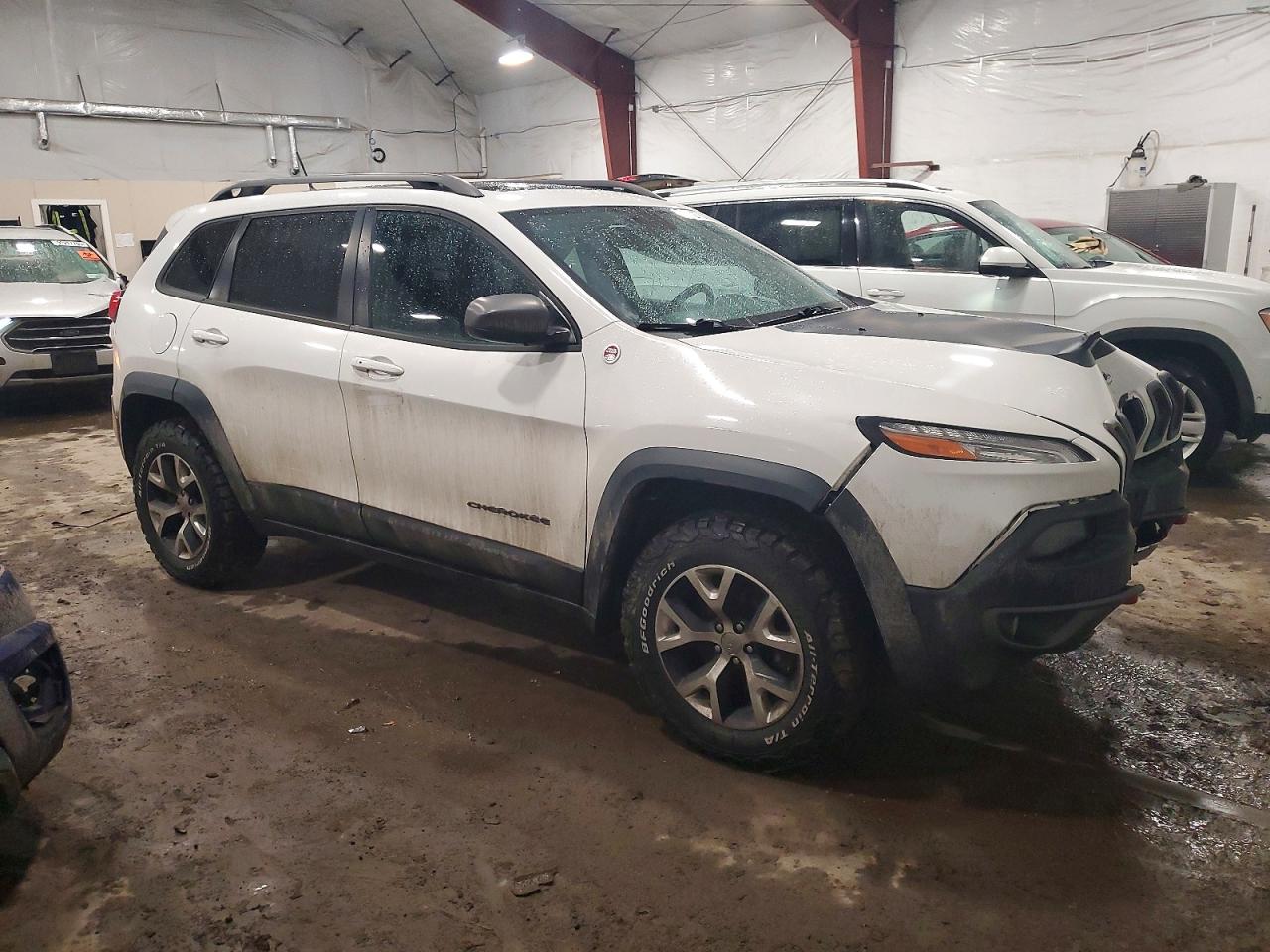 2014 JEEP CHEROKEE TRAILHAWK photo 10