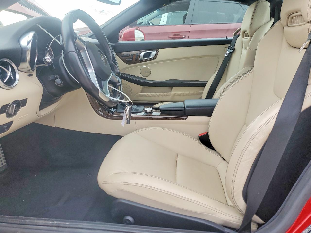 2015 MERCEDES-BENZ SLK 250 photo 7