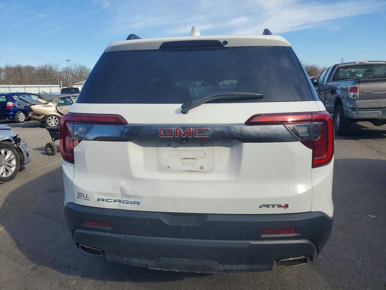 2023 GMC ACADIA AT4 photo 6