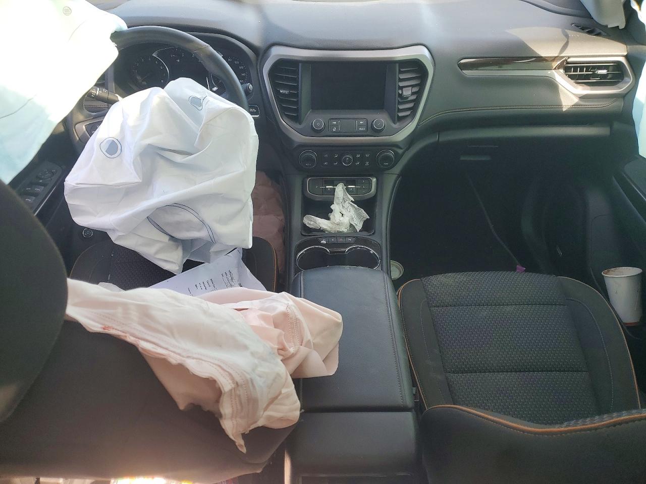 2023 GMC ACADIA AT4 photo 8