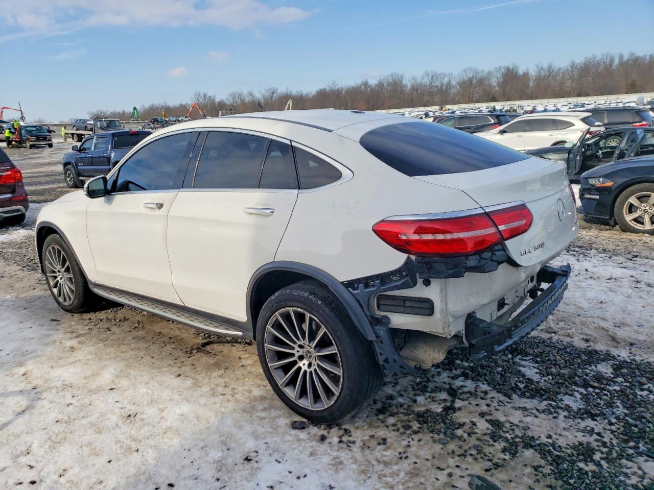 2018 MERCEDES-BENZ GLC COUPE 300 4MATIC photo 2