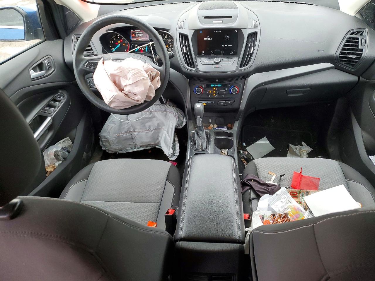2017 FORD ESCAPE SE photo 15