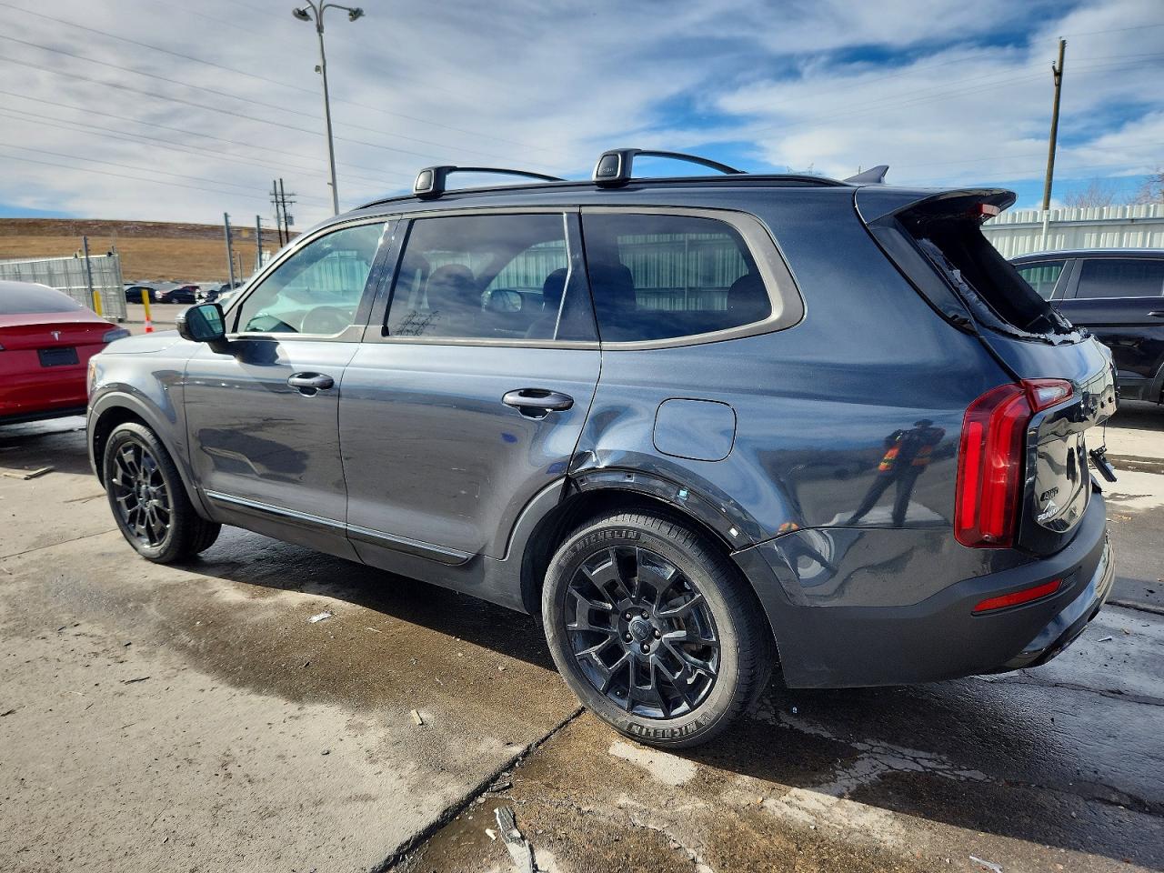 2021 KIA TELLURIDE SX photo 3