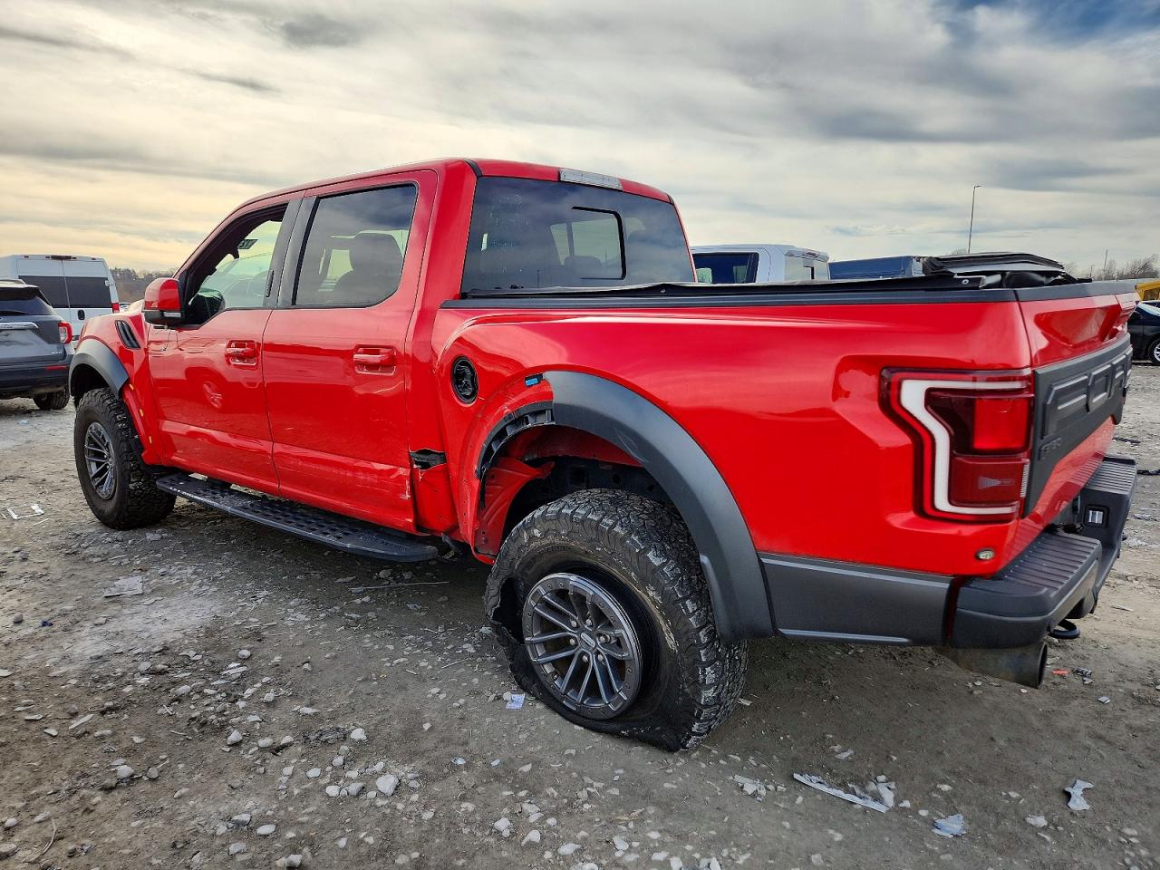 2019 FORD F150 RAPTOR photo 2