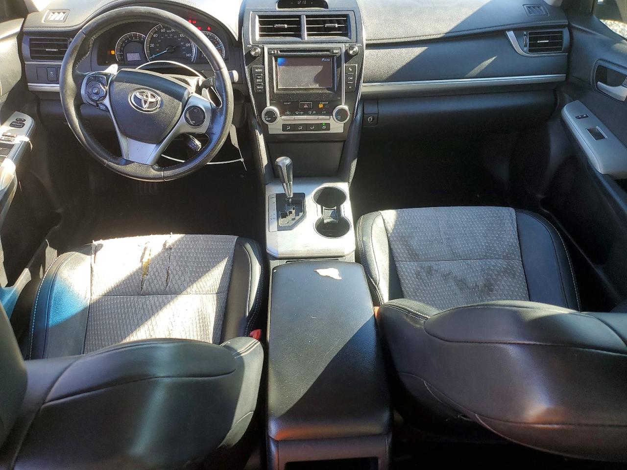 2012 TOYOTA CAMRY BASE photo 8