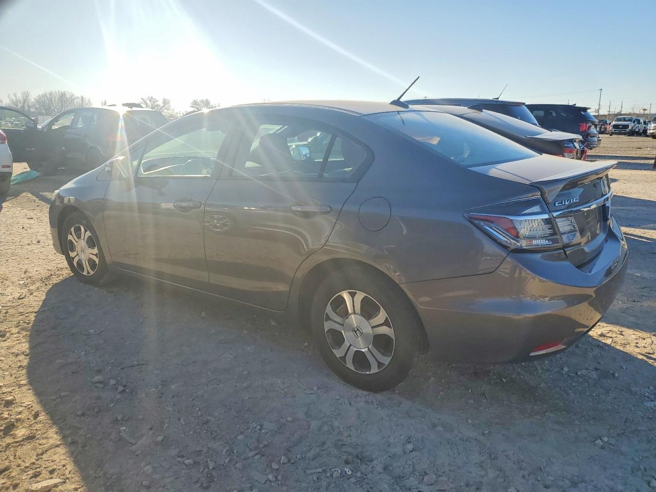 2013 HONDA CIVIC HYBRID L photo 2