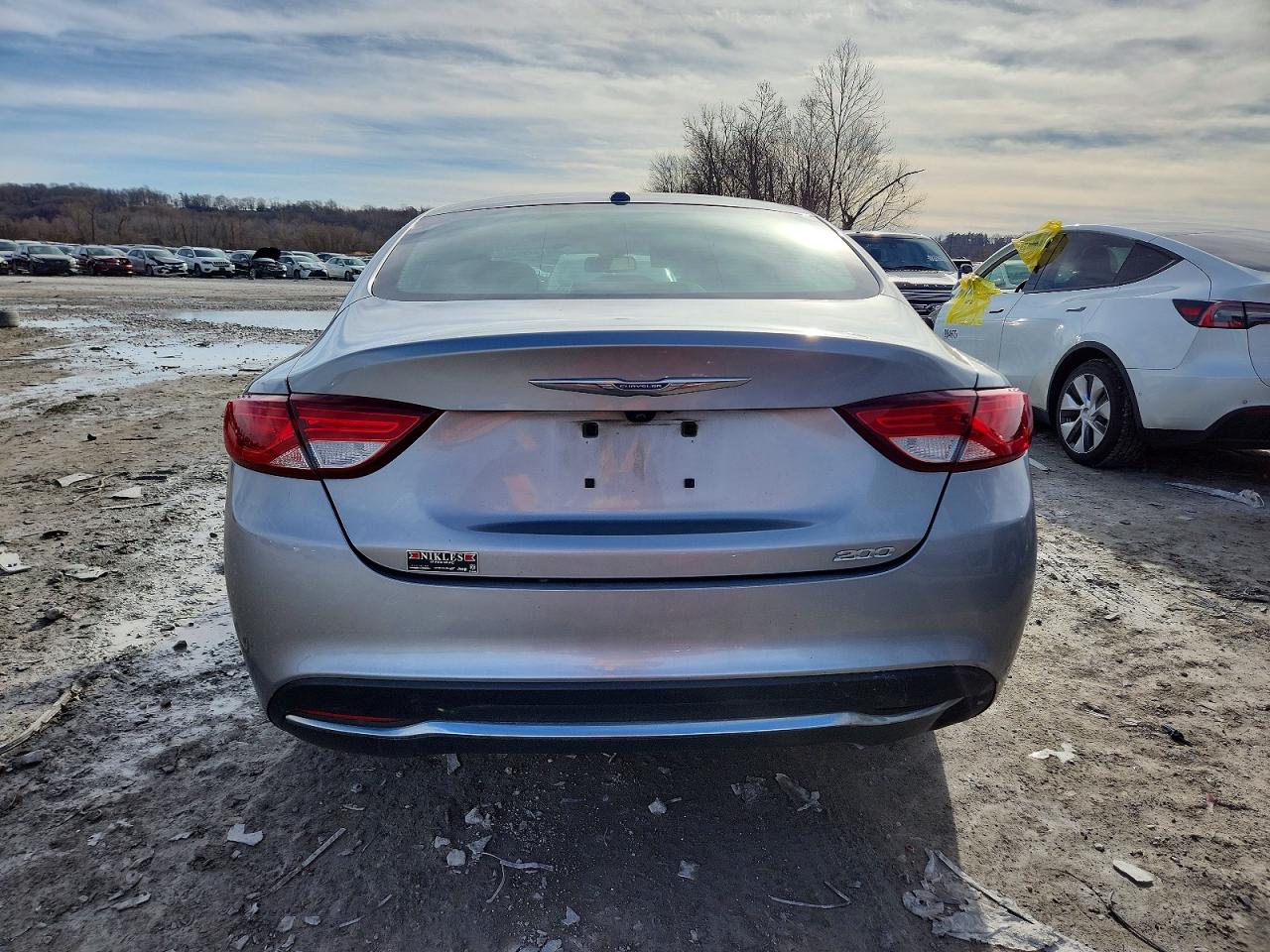 2016 CHRYSLER 200 photo 16