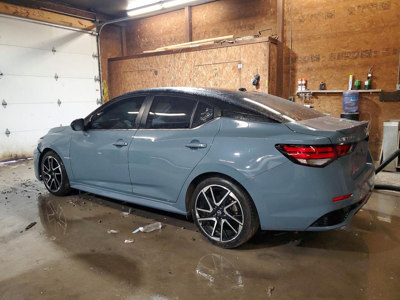 2024 NISSAN SENTRA SR photo 2