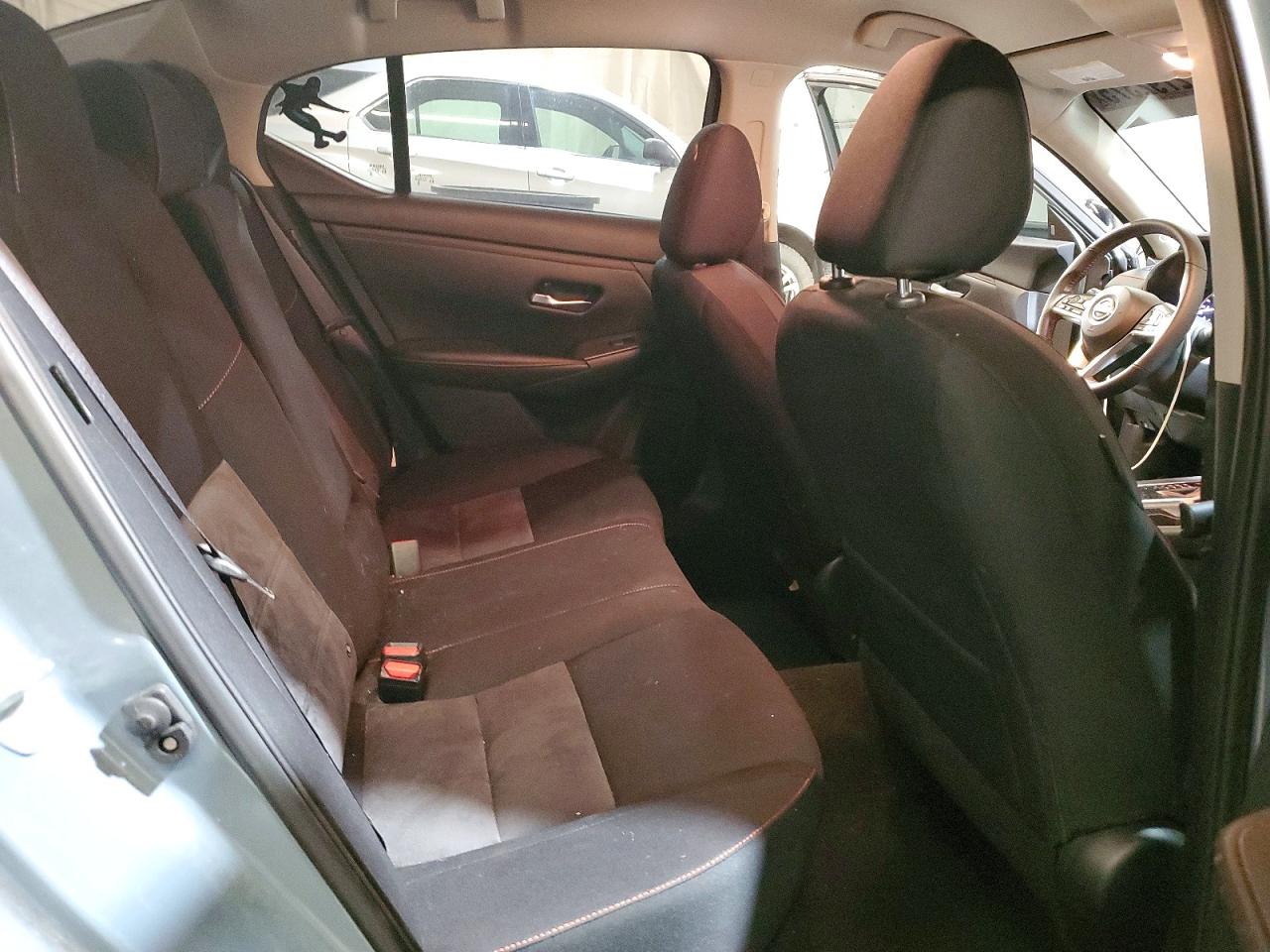 2024 NISSAN SENTRA SR photo 10