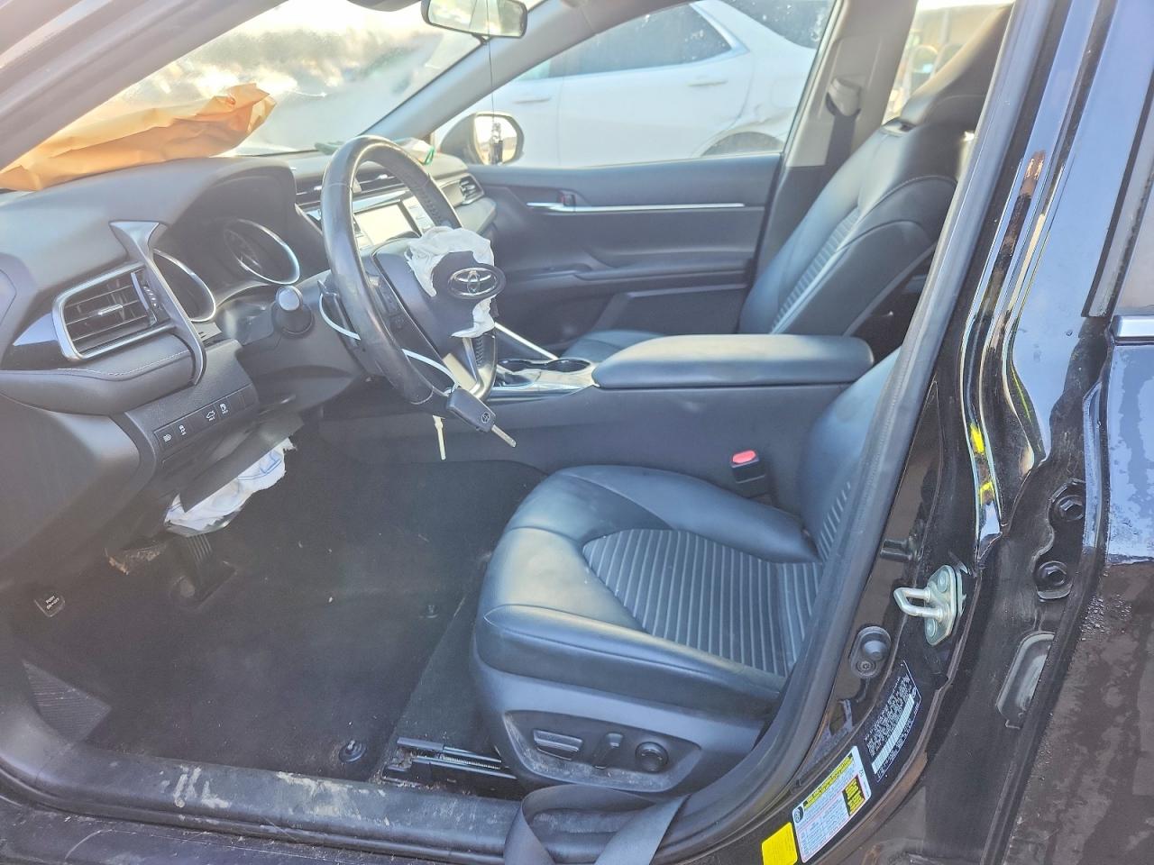 2020 TOYOTA CAMRY SE photo 7