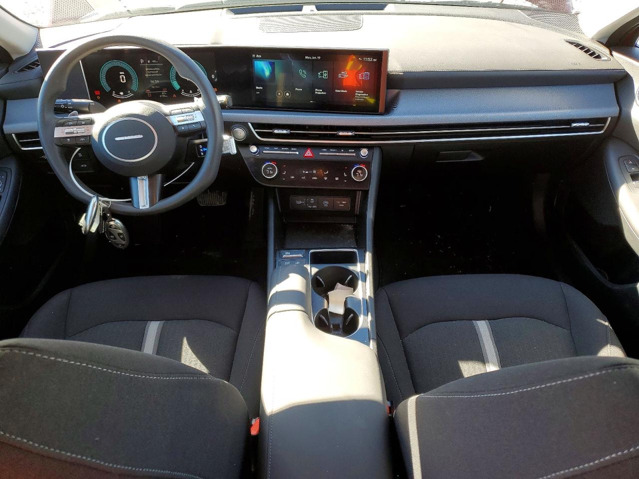 2024 HYUNDAI SONATA SEL photo 8