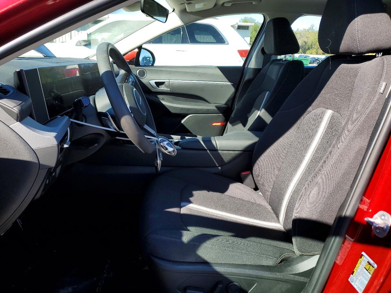2024 HYUNDAI SONATA SEL photo 7