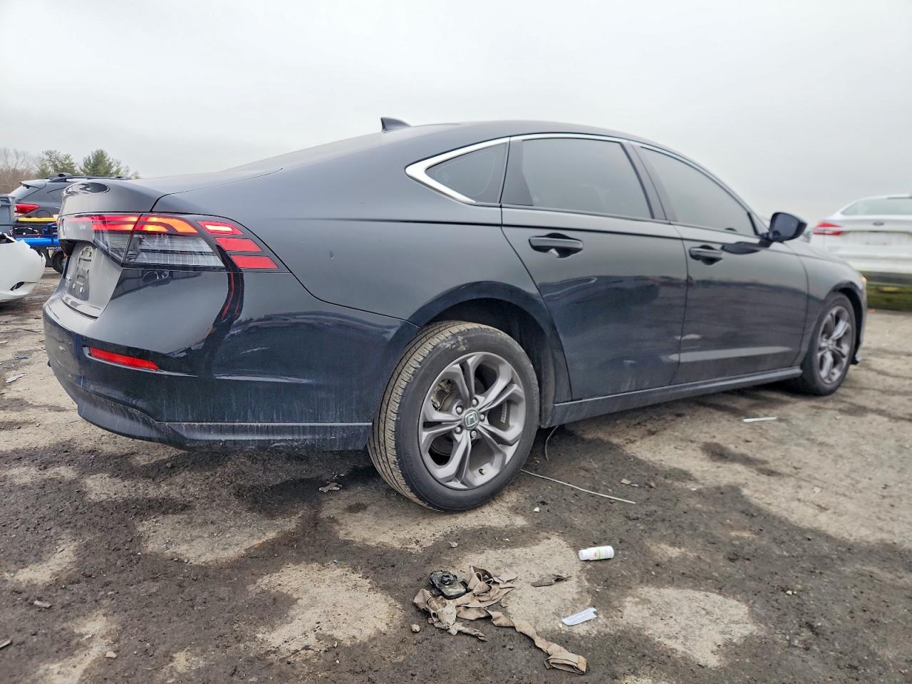 2024 HONDA ACCORD EX photo 5