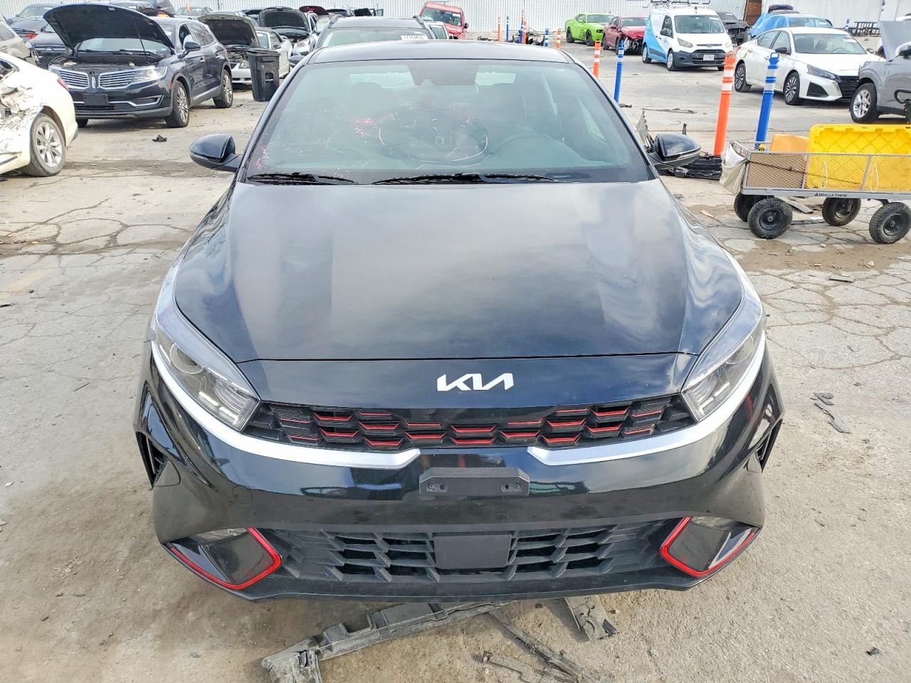 2024 KIA FORTE GT LINE photo 9