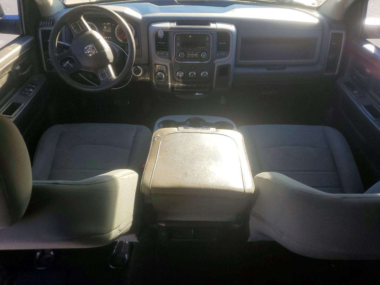 2016 RAM 1500 photo 22