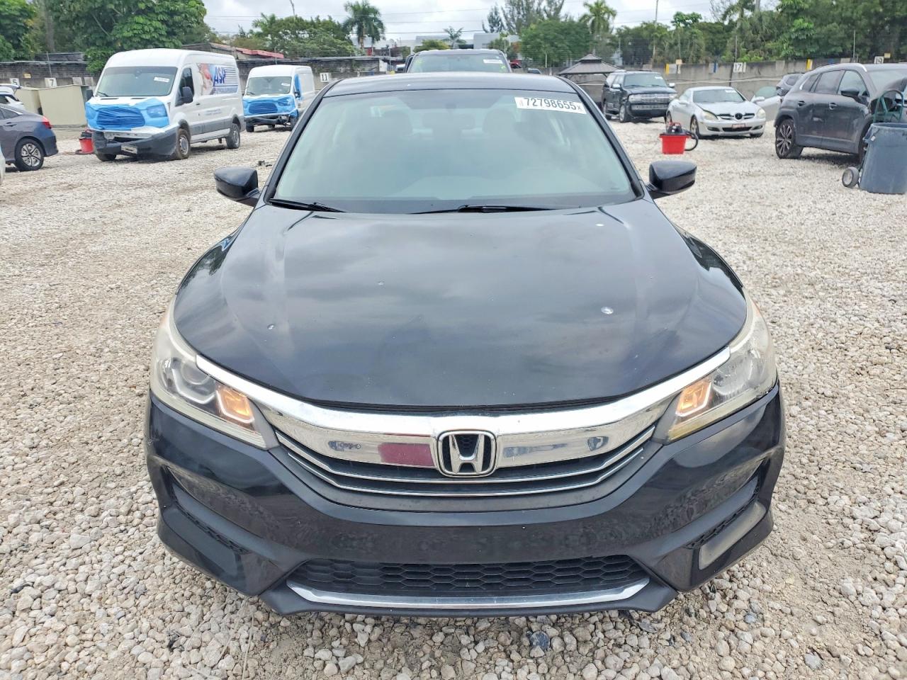 2017 HONDA ACCORD LX photo 5