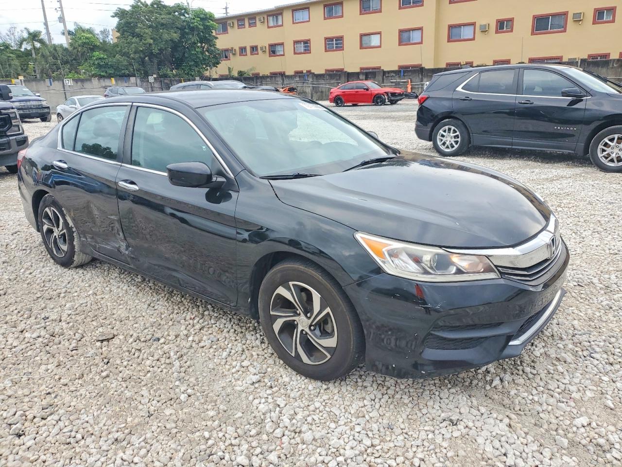 2017 HONDA ACCORD LX photo 4