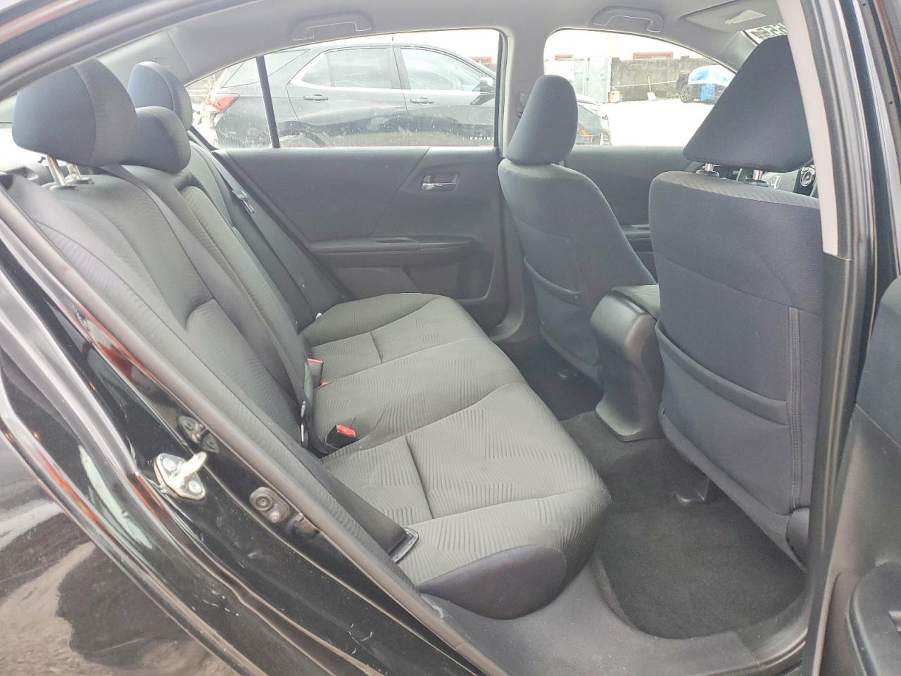 2017 HONDA ACCORD LX photo 10
