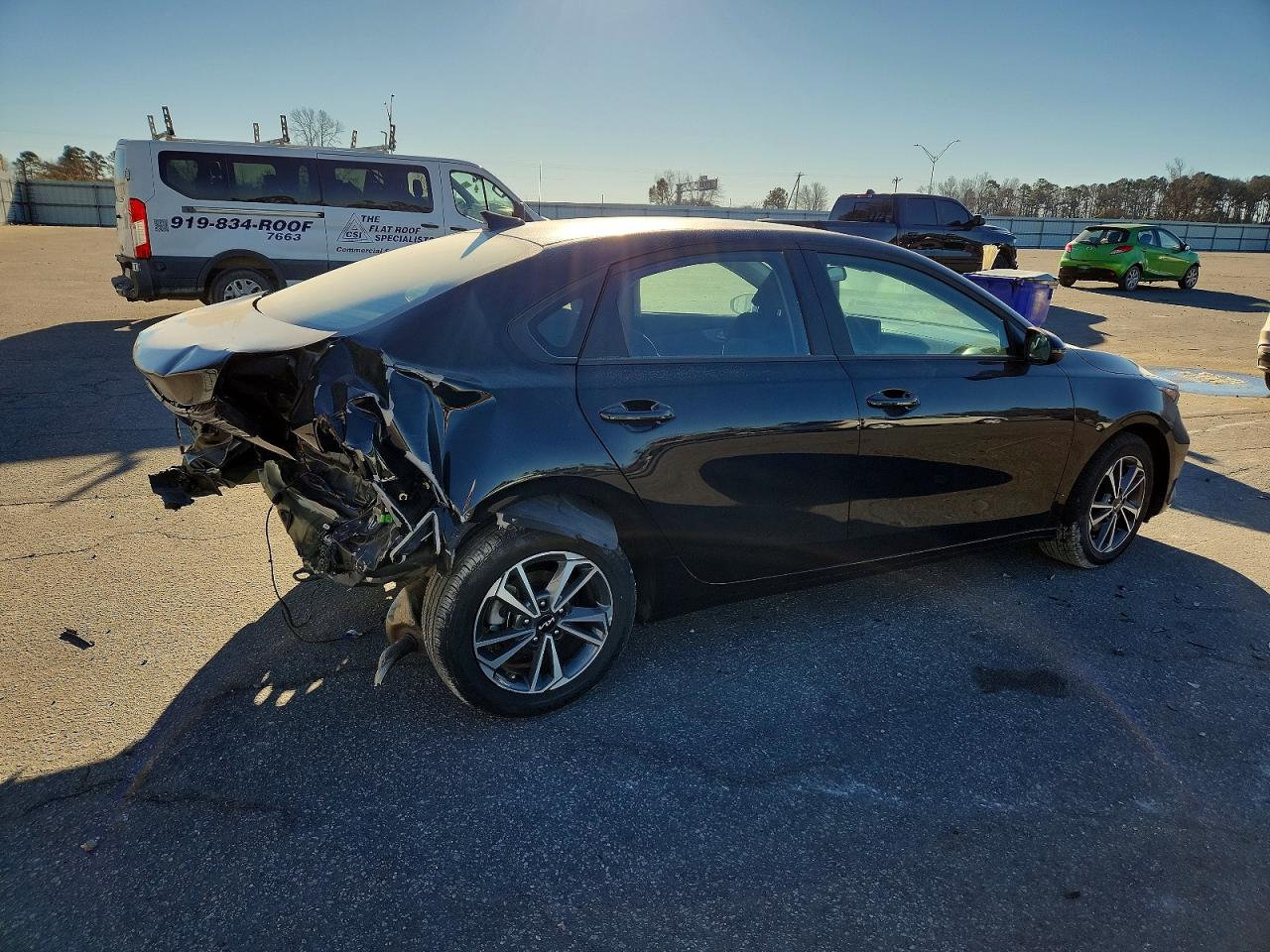 2024 KIA FORTE LX photo 3