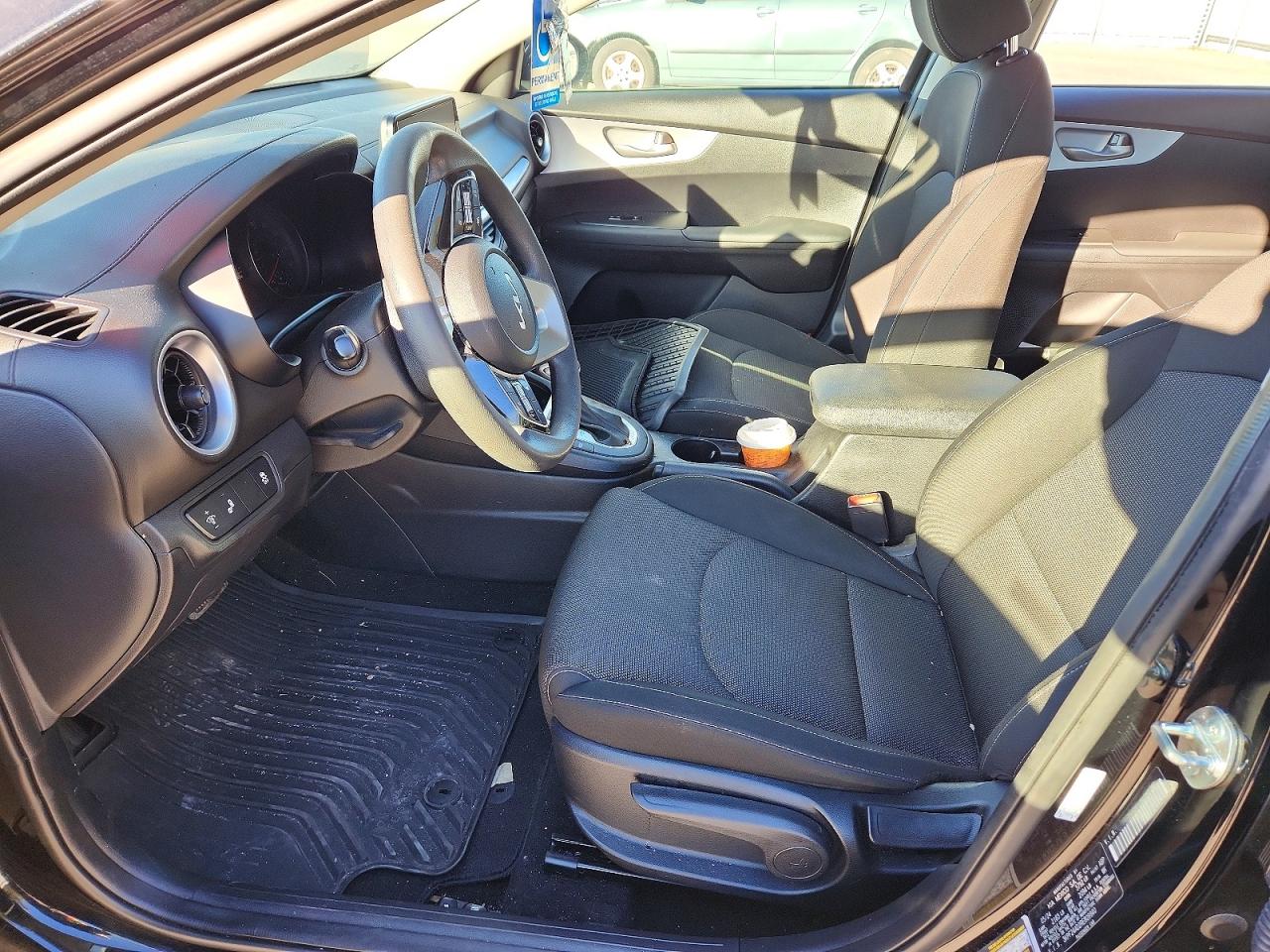 2024 KIA FORTE LX photo 7