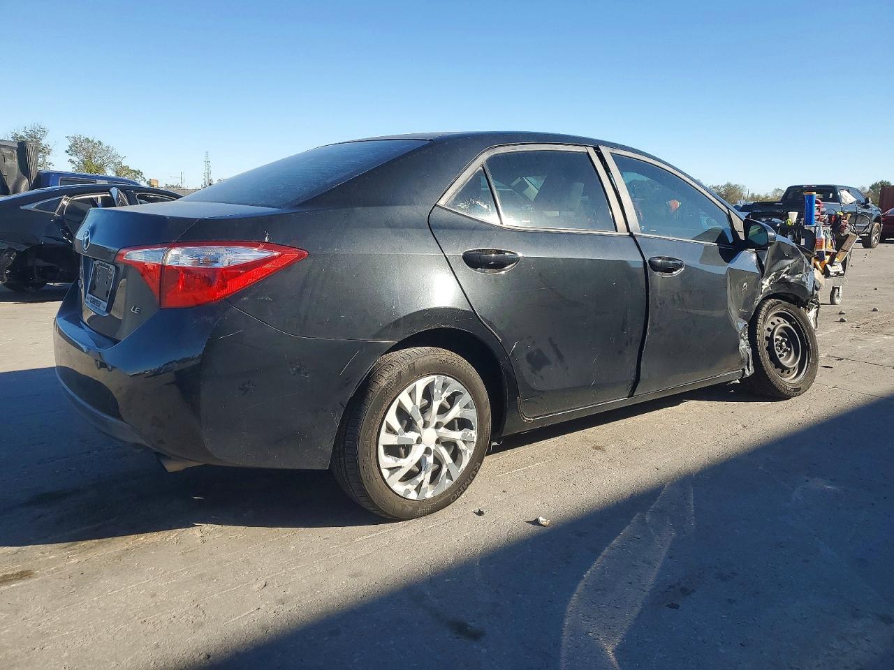 2016 TOYOTA COROLLA LE photo 7