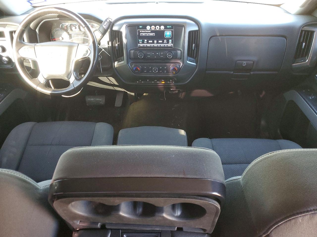 2018 CHEVROLET SILVERADO K1500 LT photo 8