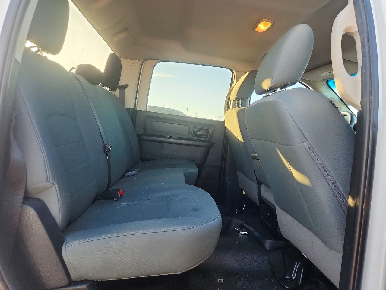 2018 RAM 2500 ST photo 28