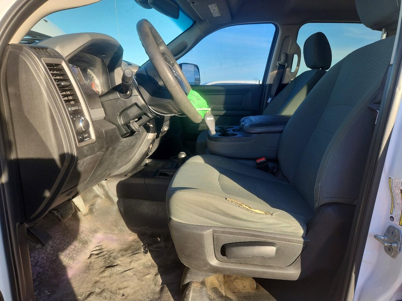 2018 RAM 2500 ST photo 19