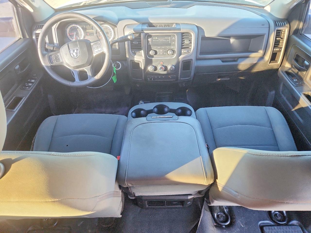 2018 RAM 2500 ST photo 22