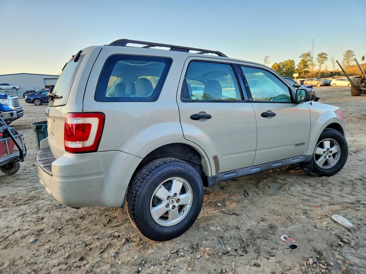 2008 FORD ESCAPE photo 7