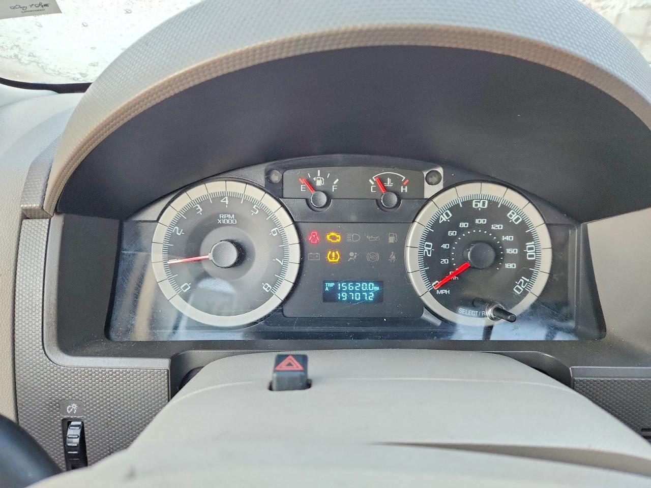 2008 FORD ESCAPE photo 25