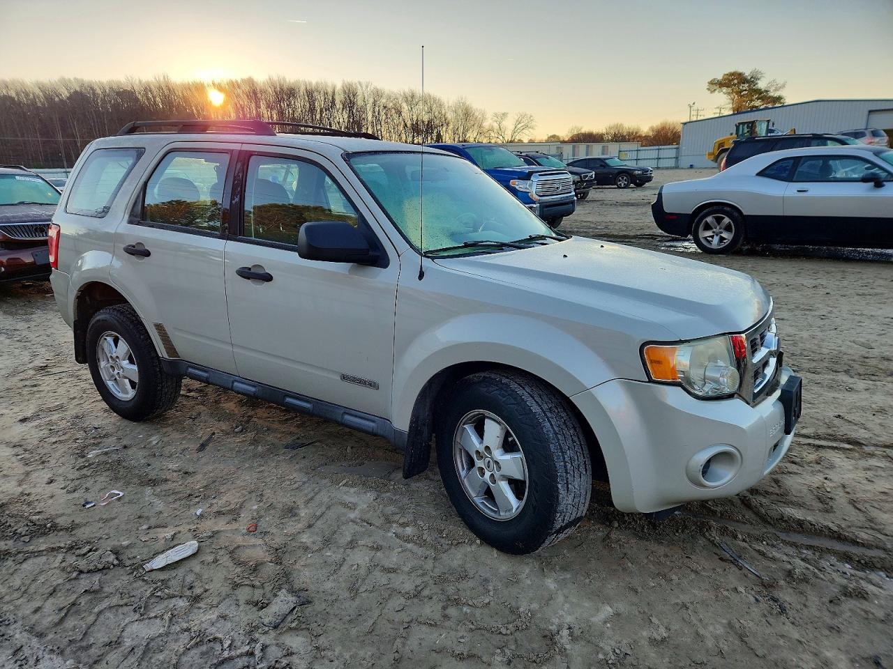 2008 FORD ESCAPE photo 10