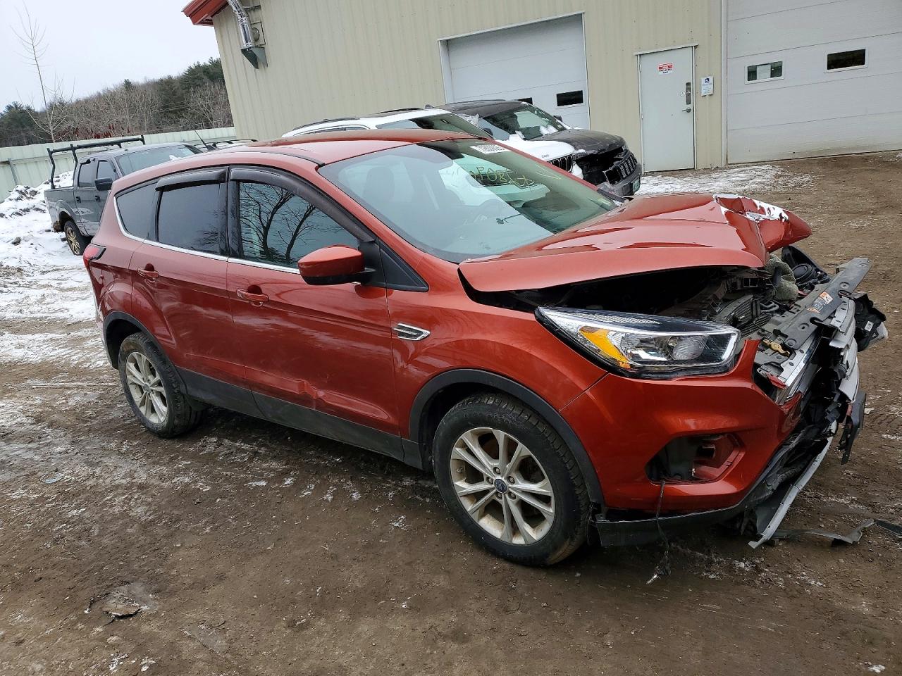 2019 FORD ESCAPE SE photo 10