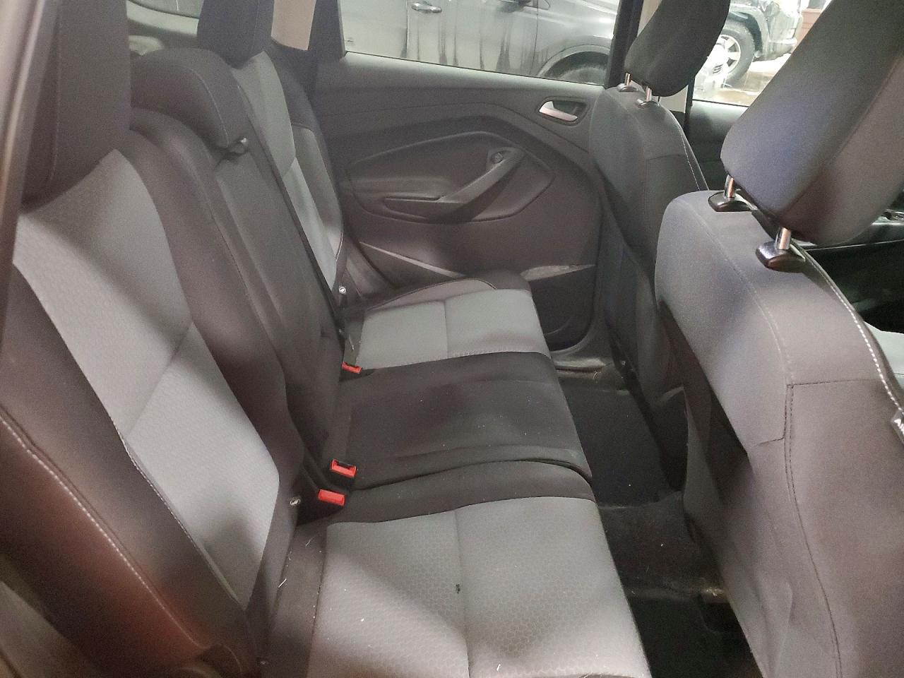 2019 FORD ESCAPE SE photo 28