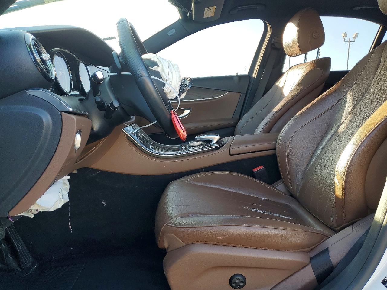2017 MERCEDES-BENZ E 300 photo 7