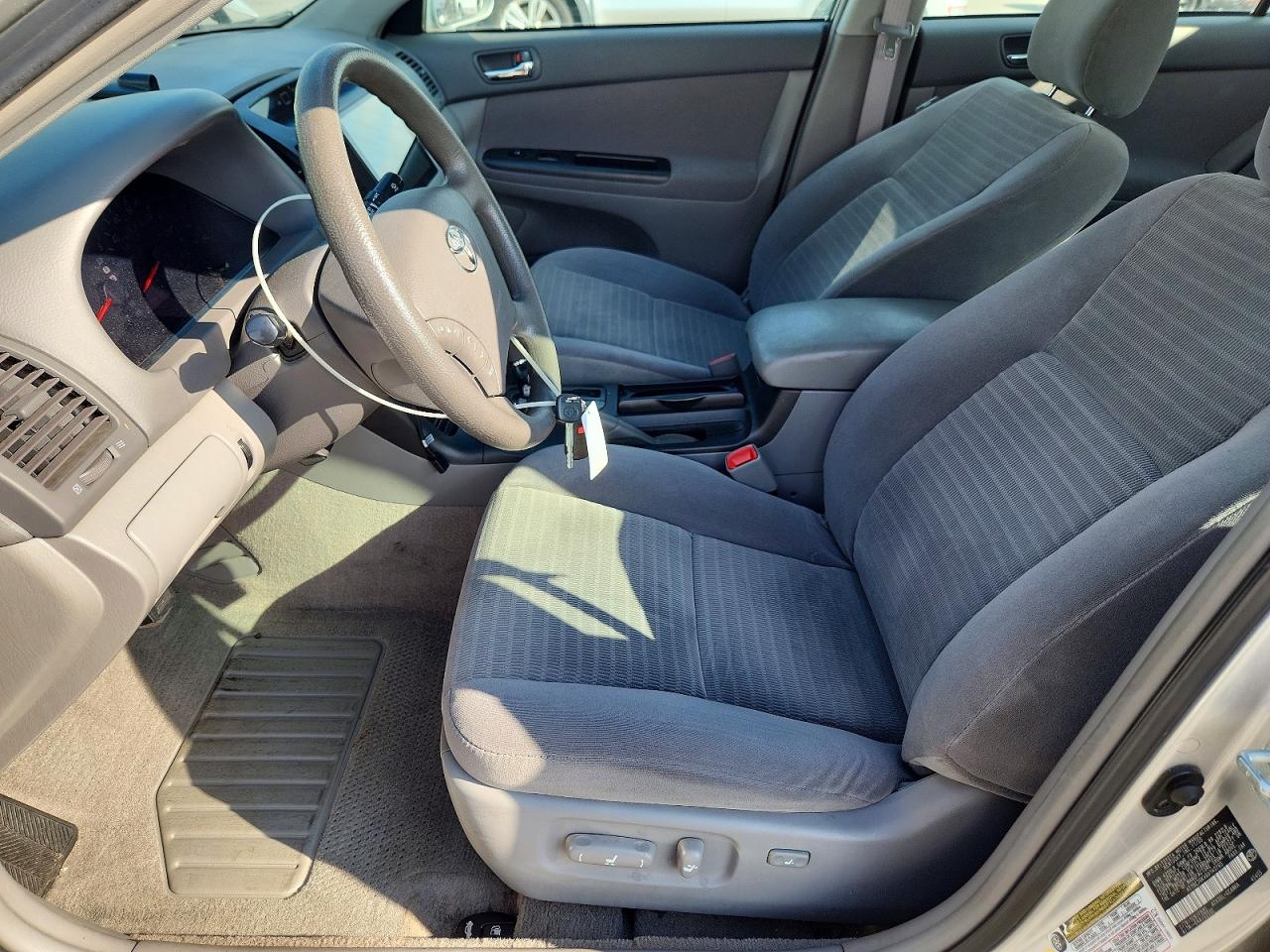 2006 TOYOTA CAMRY LE photo 7